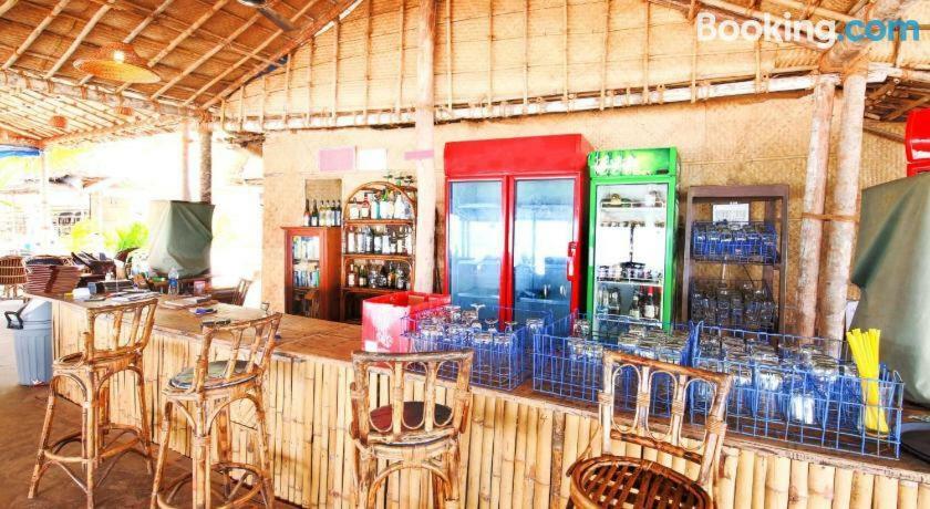 Blue Corner Beach Huts & Restaurant Benaulim Exterior foto